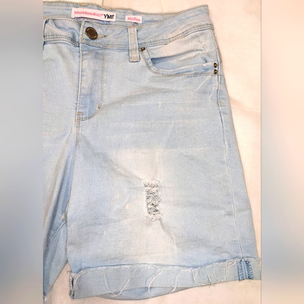 YMI Wanna Betta Butt? Juniors Distressed Denim Shorts - Picture 3 of 6